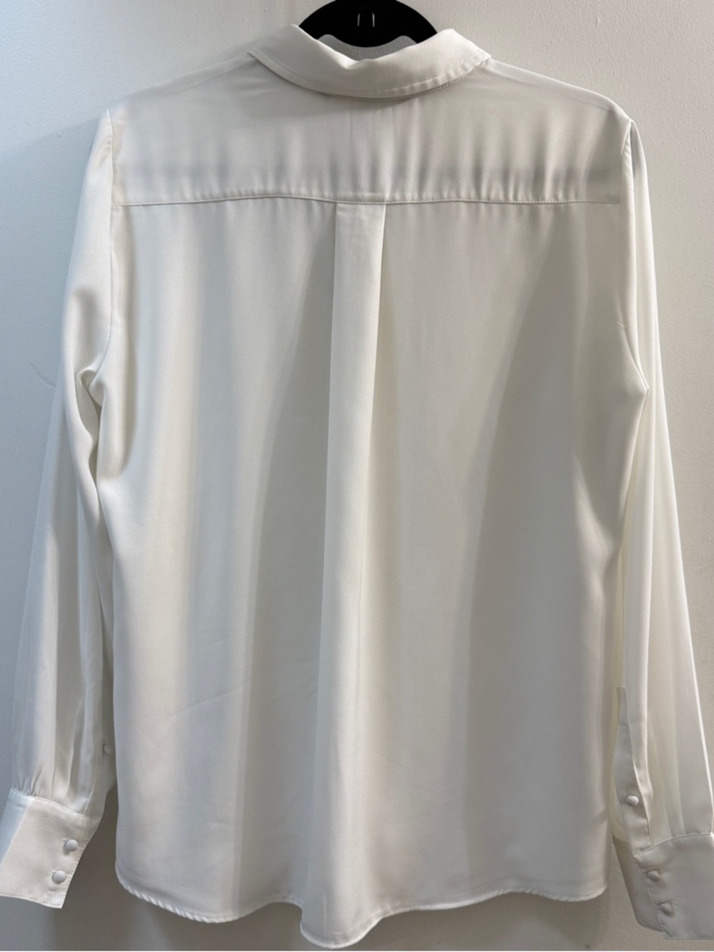 White House Black Market Ivory Beaded Pleated Blouse 12 - Picture 12 of 12